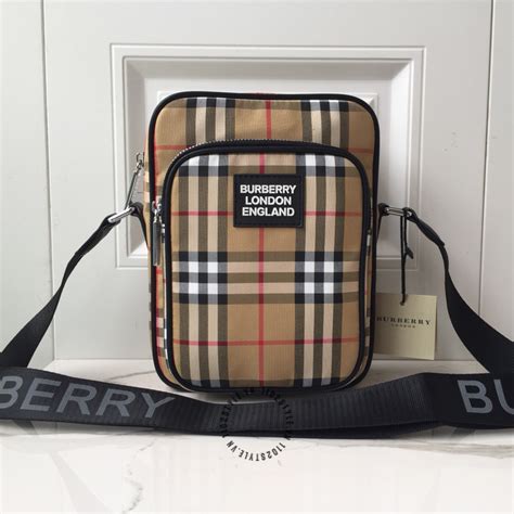 túi chéo burberry